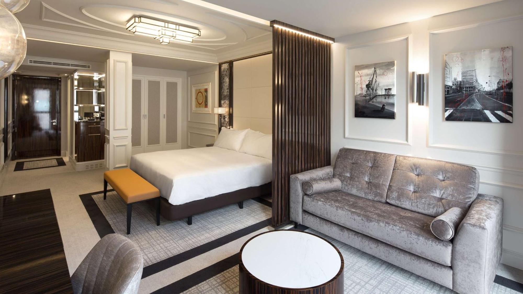 Doubletree By Hilton ア・コルーニャ エクステリア 写真